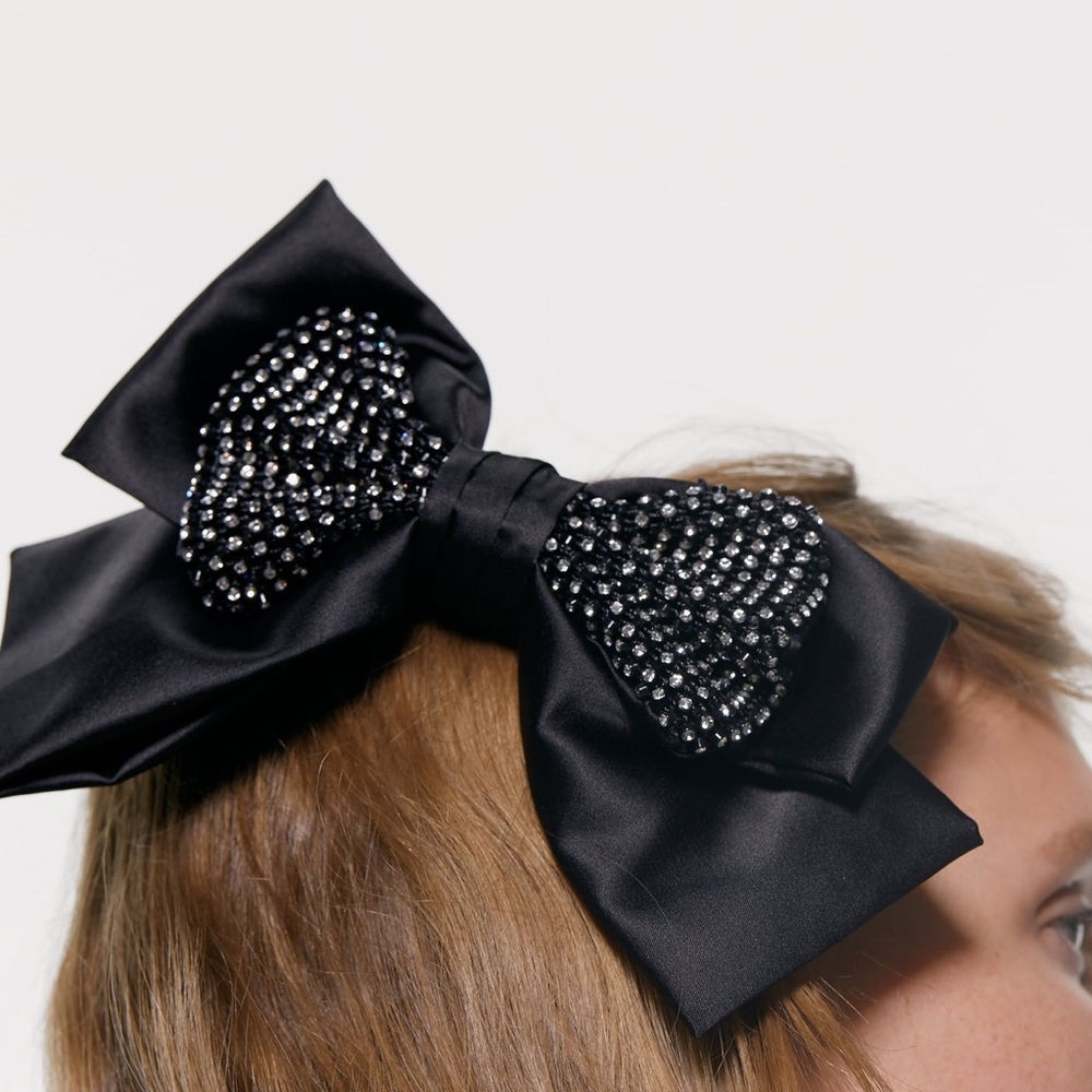 NWT ZARA Shiny Hair Clip With Bow